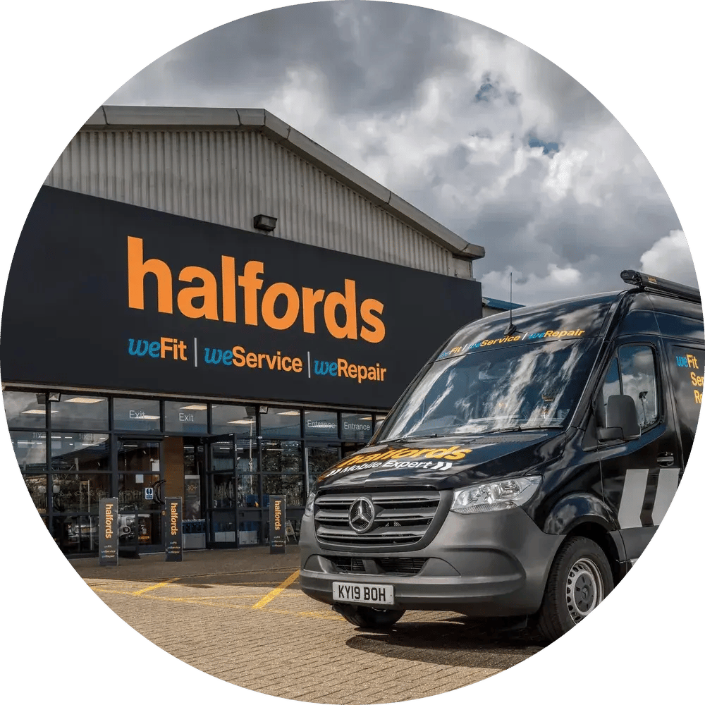 halfords-exterior-with-van-curved halfords-exterior-with-van-curved