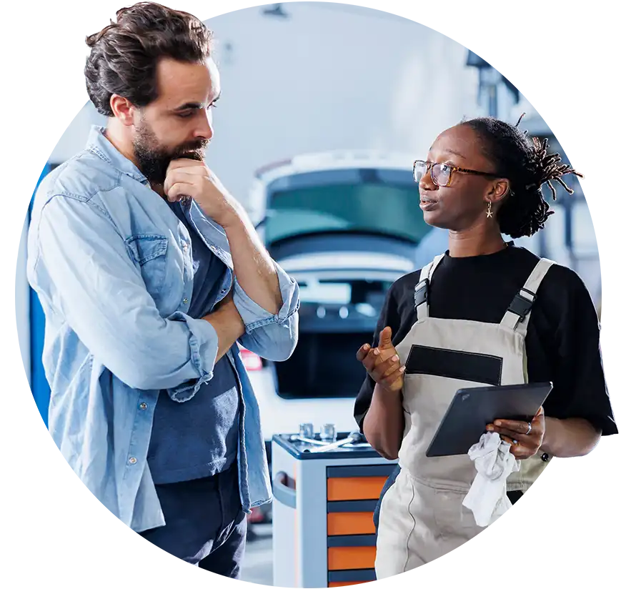 Customer explaining garage-optimized